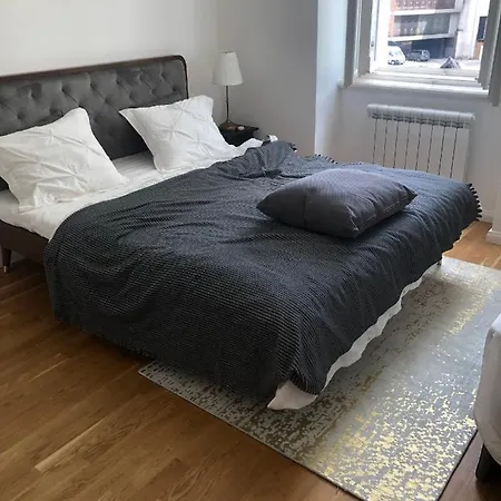 Homestay Flat Praha *
